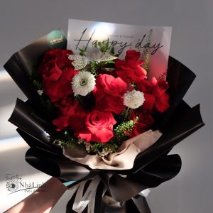 Bó hoa tone đỏ đen - L350