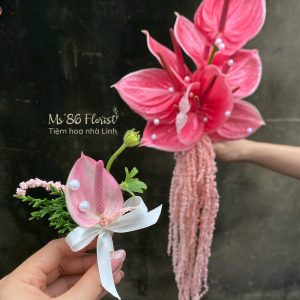 Hoa cưới hồng môn mix dền rũ - L600